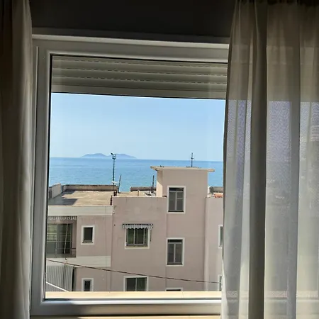 Store Lungo Mare 1 Vlore